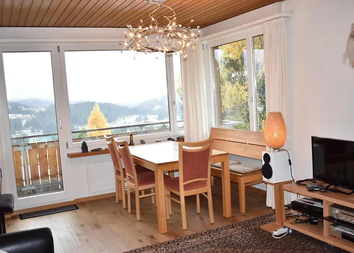 Foil Cotschen Apartment